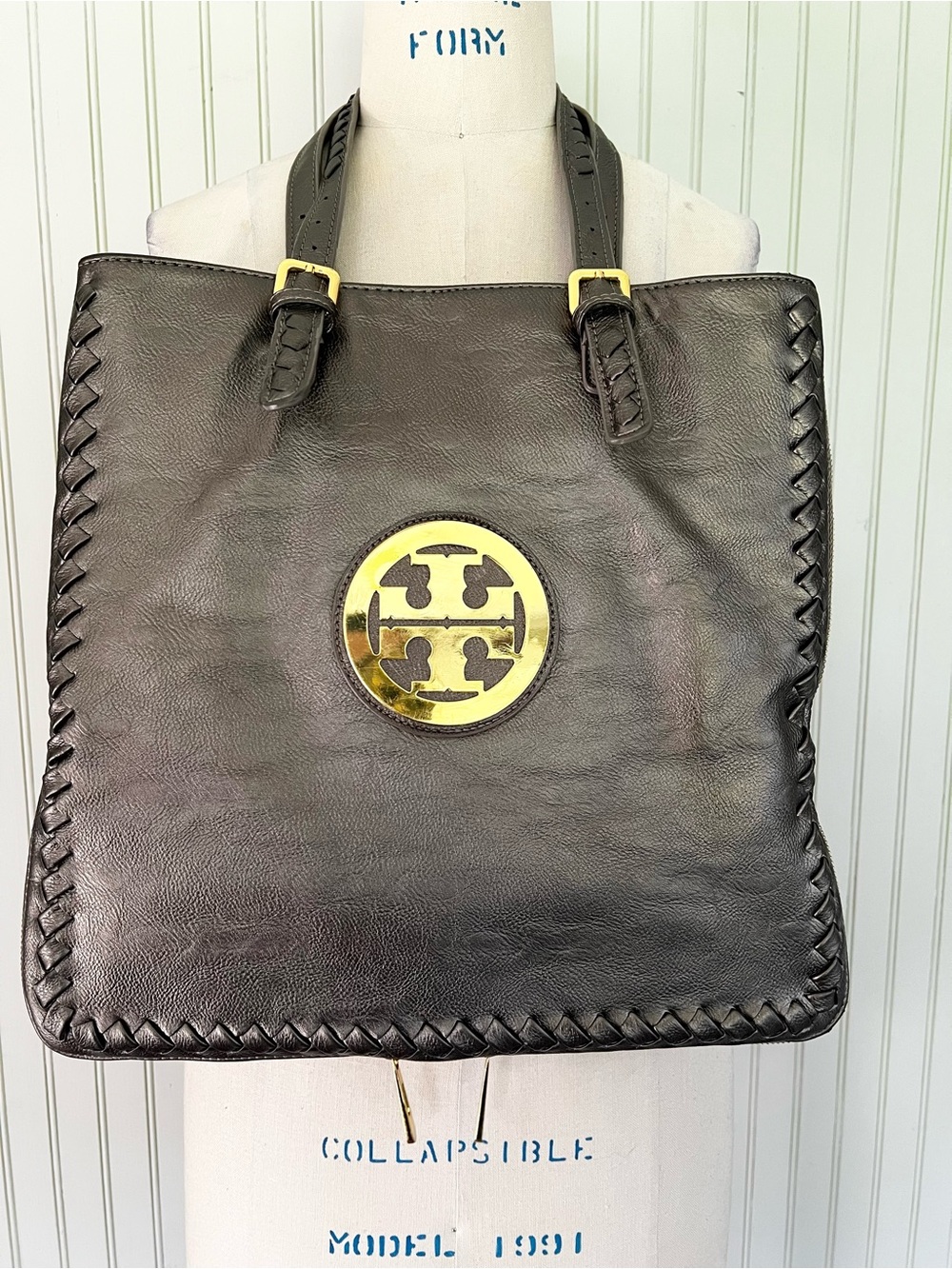 Tory Burch Metallic Gunmetal Expandable Tote bag with Wallet